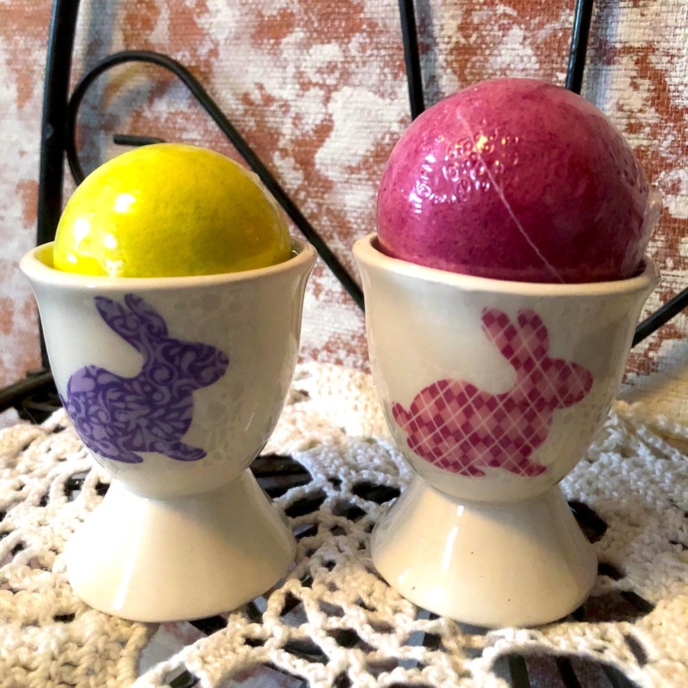 Bath 🛁 Bomb Balls w/Bunnies Holders, 4 Pc. Set 🕯
